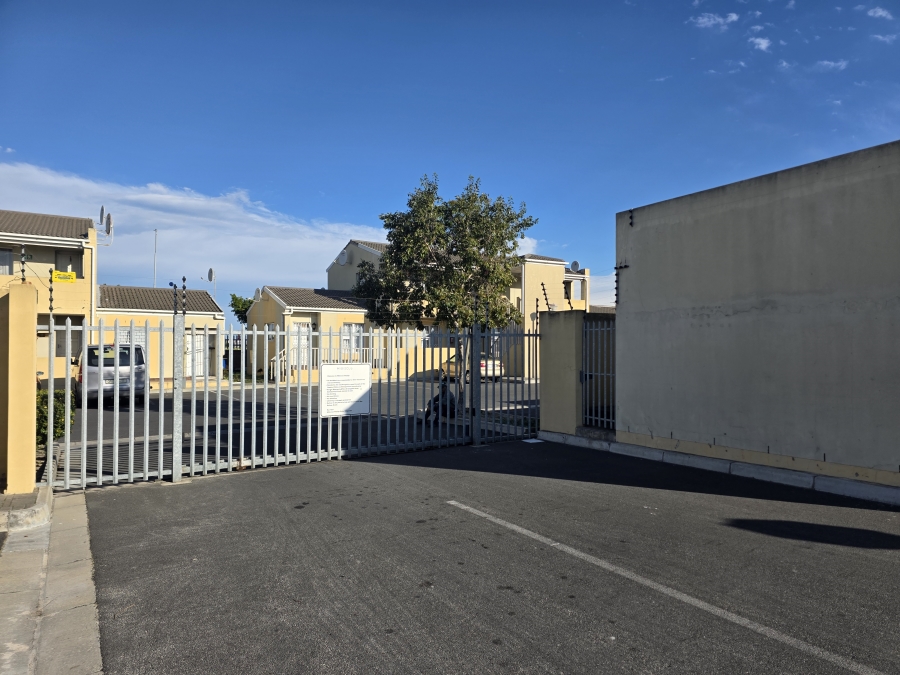 2 Bedroom Property for Sale in Sunset Glen Western Cape